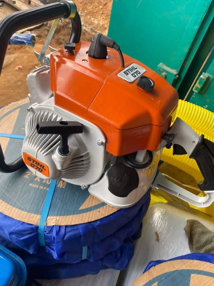 Tronçonneuse STIHL