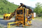 PARPAING – MACHINE DE PRODUCTION DE PAVE ET DE BORDURES (SET)