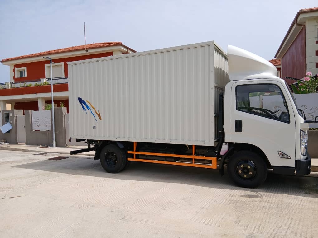 Location fourgon ferme 5T- GPS camera- Abidjan- Des 45 000 FCFA/jour