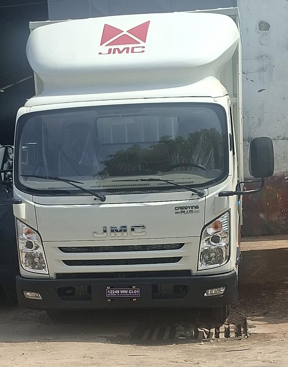 Location fourgon ferme 5T- GPS camera- Abidjan- Des 45 000 FCFA/jour