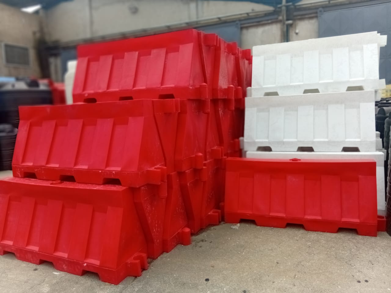 Séparateur de Voie et poly tanks