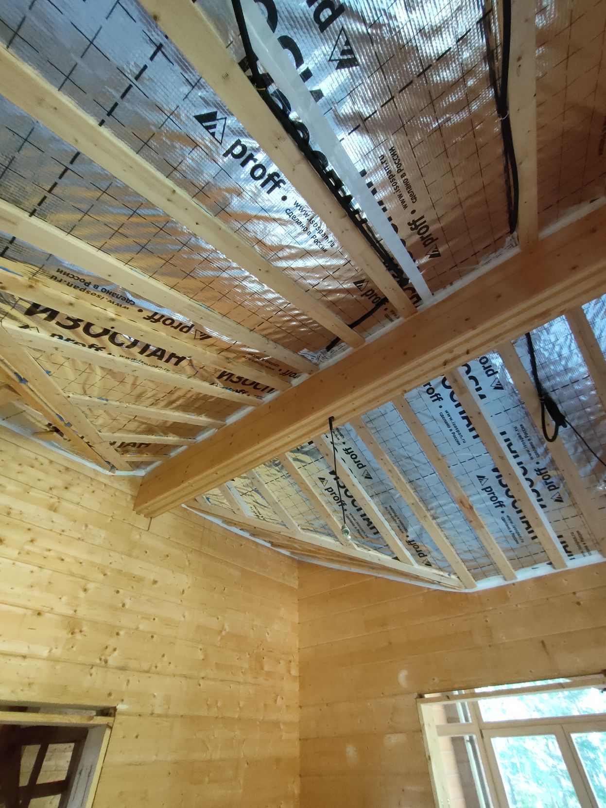 Pare-vapeur réfléchissant pour toiture – IZOSPAN RF 70 m²