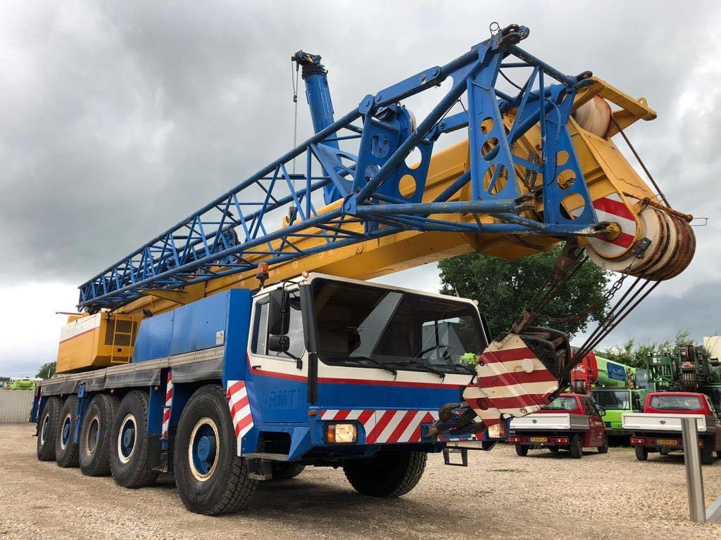 LOCATION ENGINS BTP & GROS-TRAVAUX