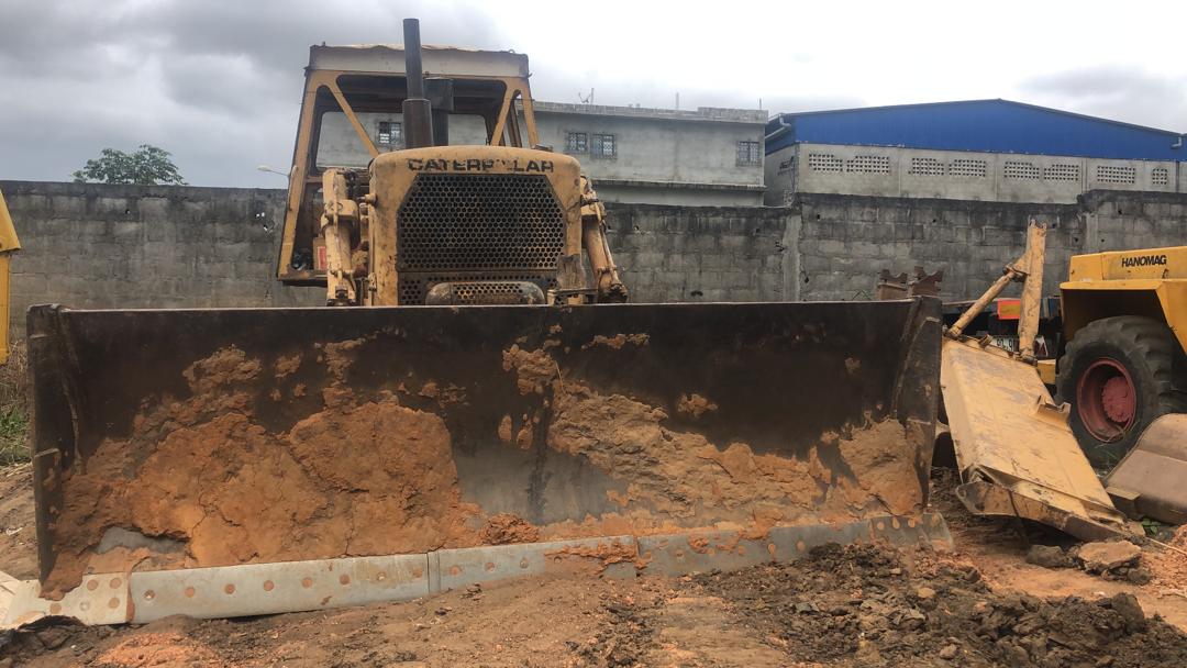 LOCATION BULLDOZERS (GROS ENGINS BTP)