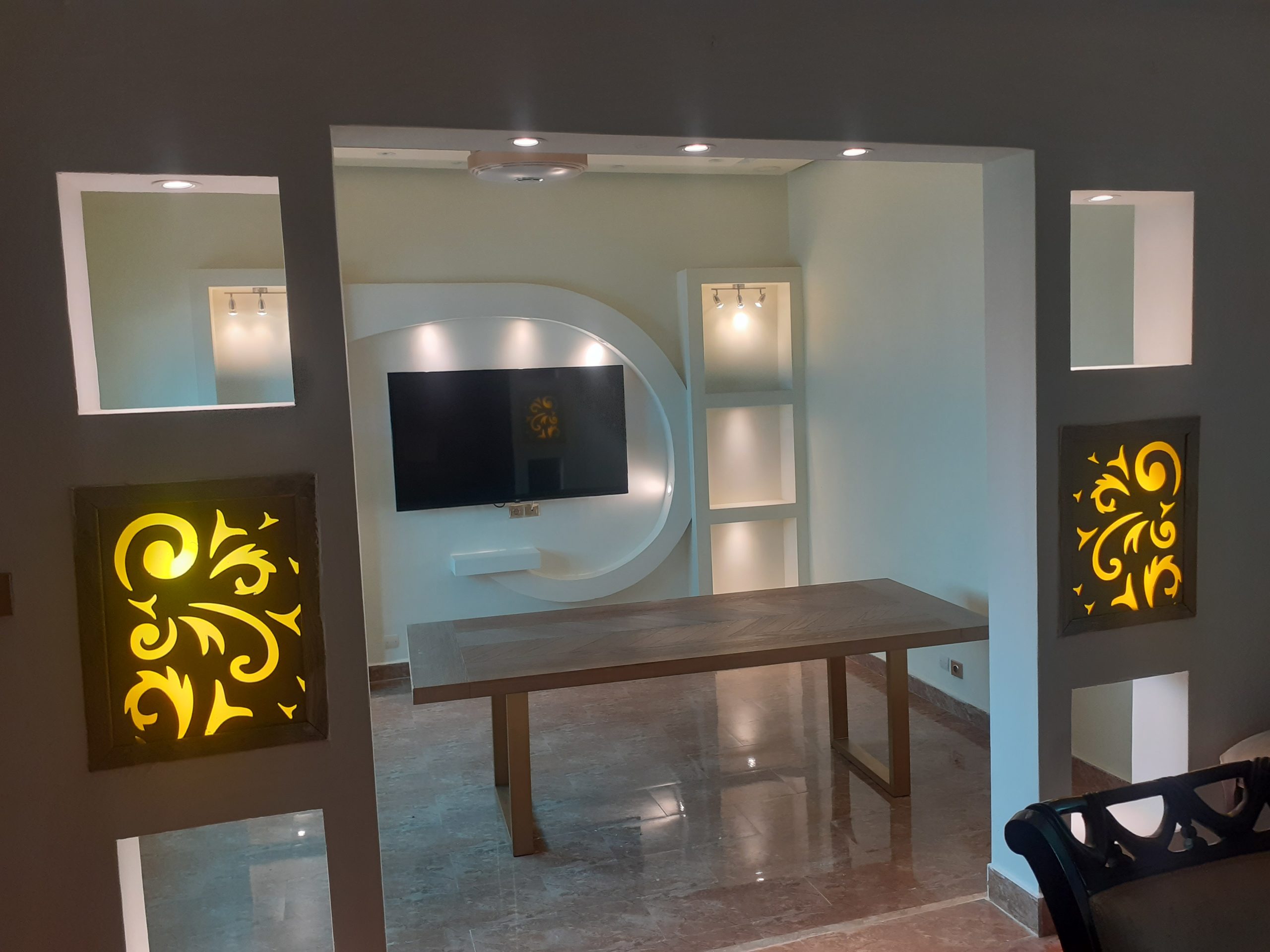 pose de plafond et déco