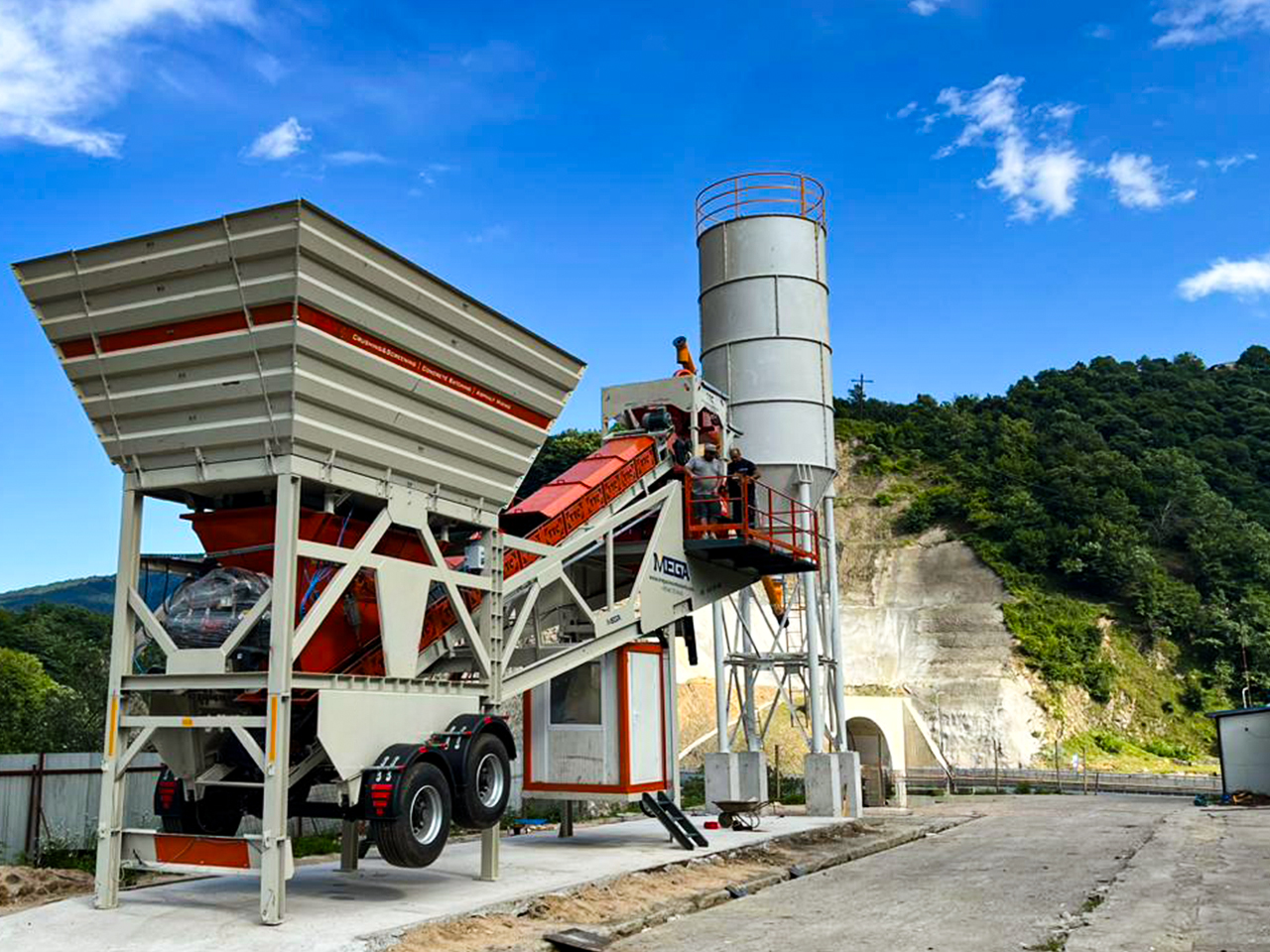 CENTRALE À BÉTON MOBILE 60 M³ À VENDRE