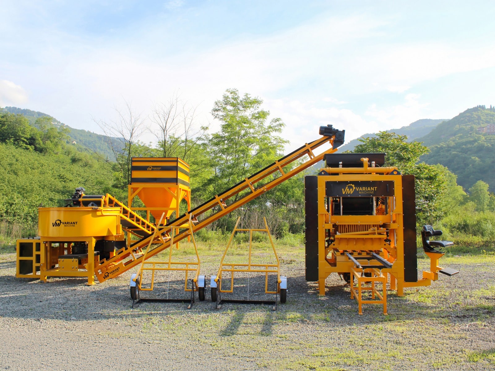 PARPAING – MACHINE DE PRODUCTION DE PAVE ET DE BORDURES (SET)