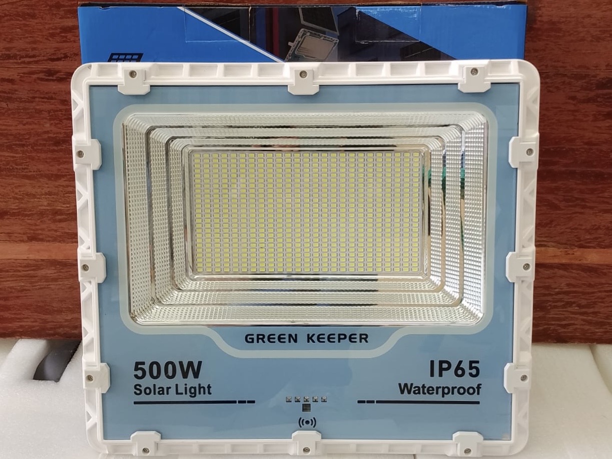 PROJECTEUR SOLAIRE 500W