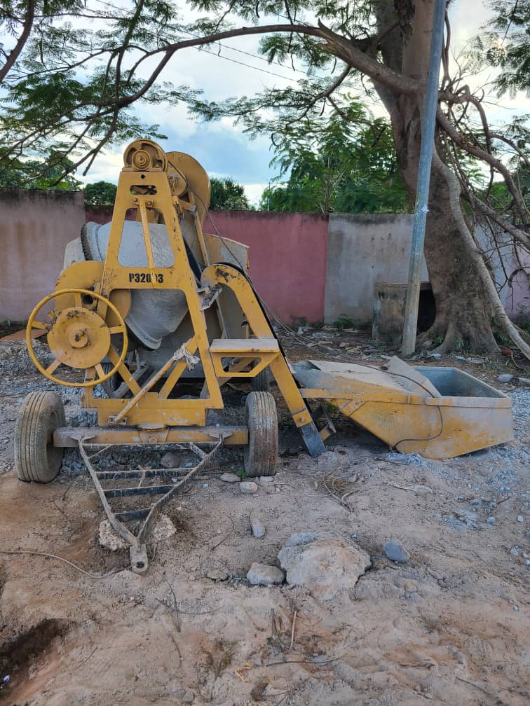 LOCATION DE BETONNIERES 500 LITRES
