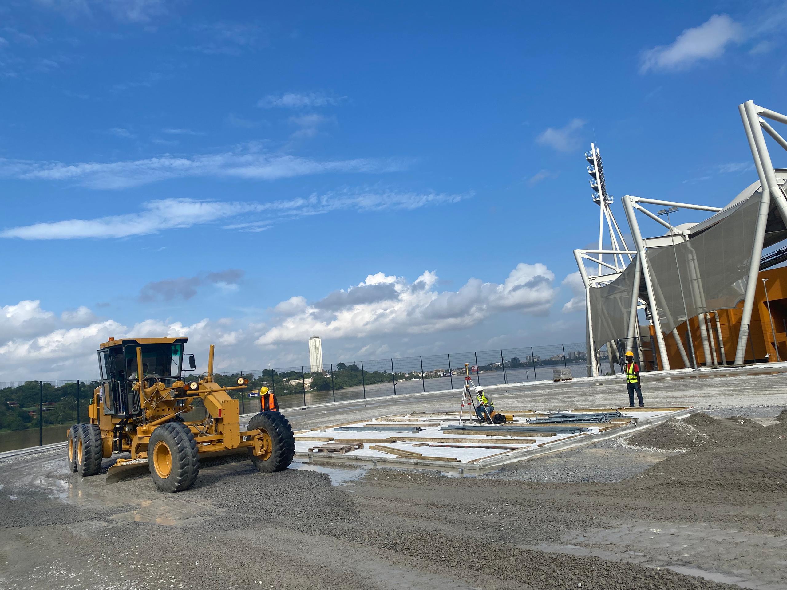 Bulldozer Niveleuse Chargeuse