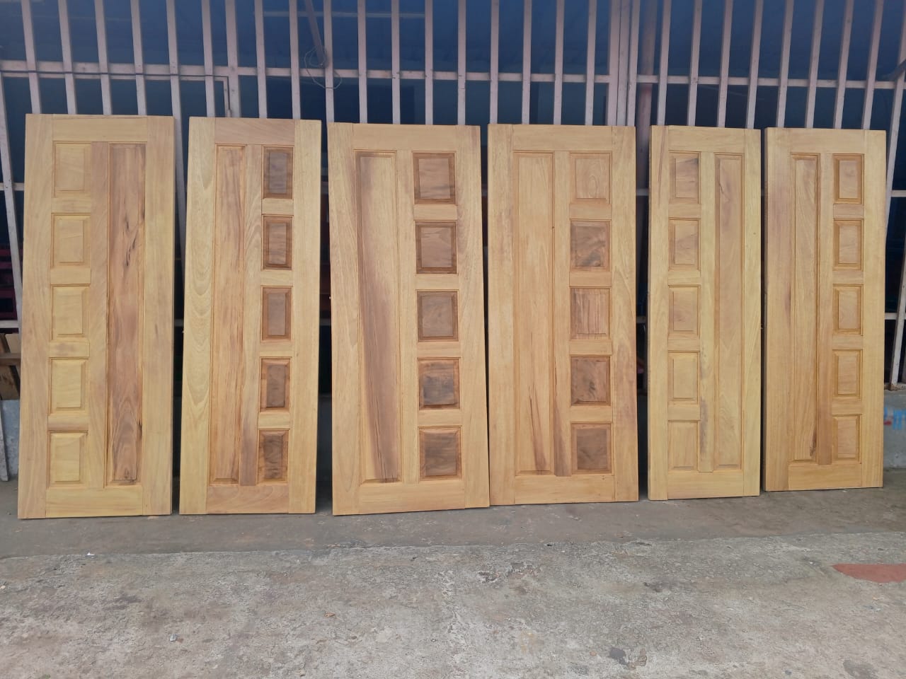 TRAVEAUX DE MENUSIERIE